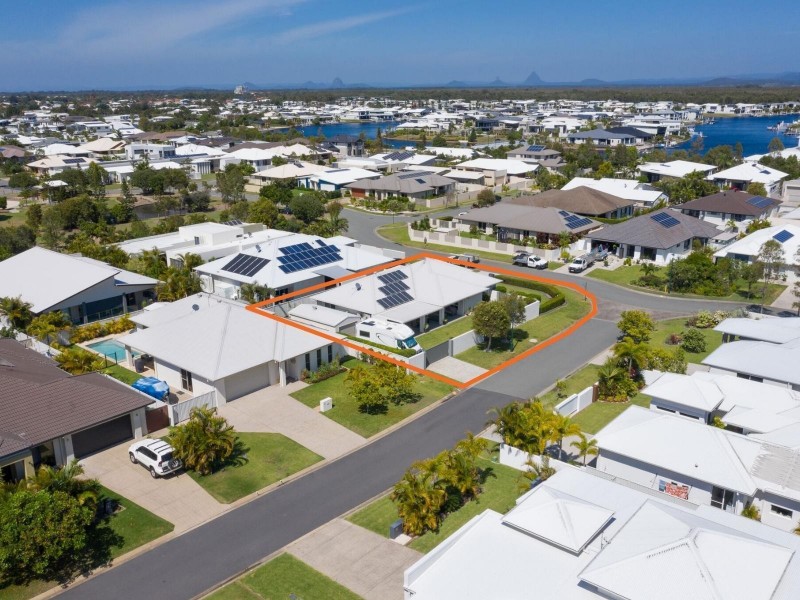 14 Wategos Circuit, Pelican Waters QLD 4551