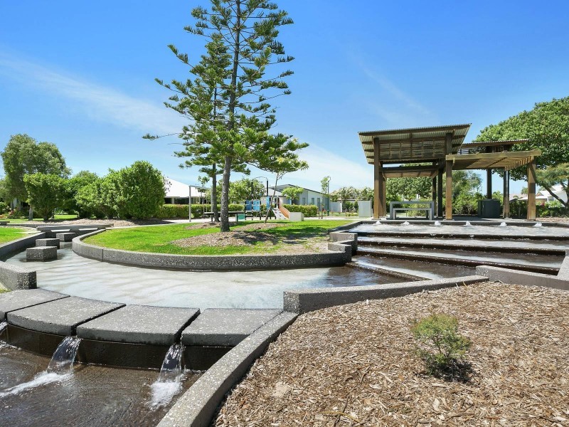 14 Wategos Circuit, Pelican Waters QLD 4551