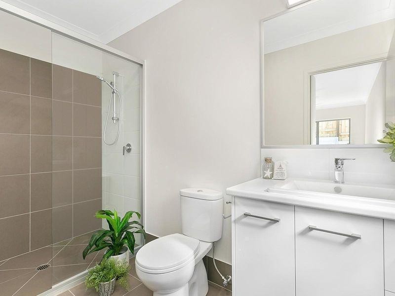 20 Crumpton Place, Beerwah QLD 4519
