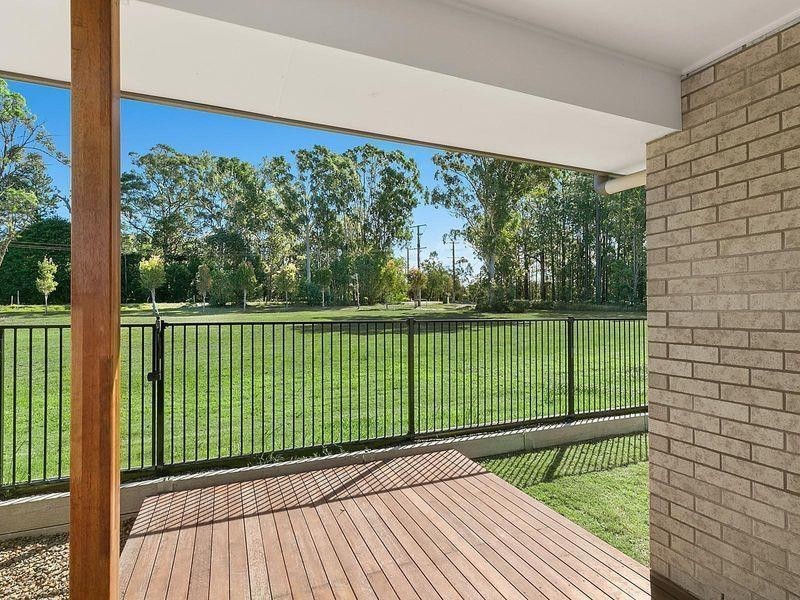 20 Crumpton Place, Beerwah QLD 4519