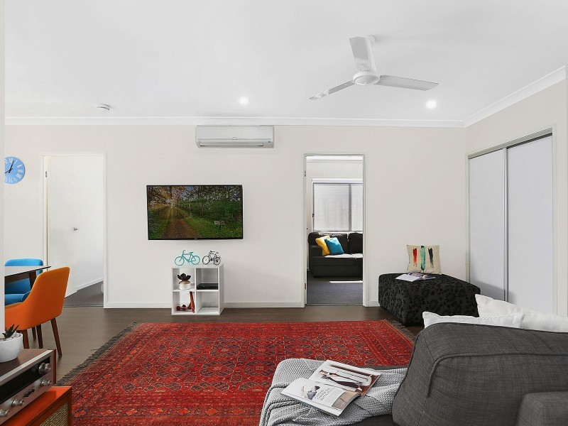 2/22 Henning Crescent, Meridan Plains QLD 4551