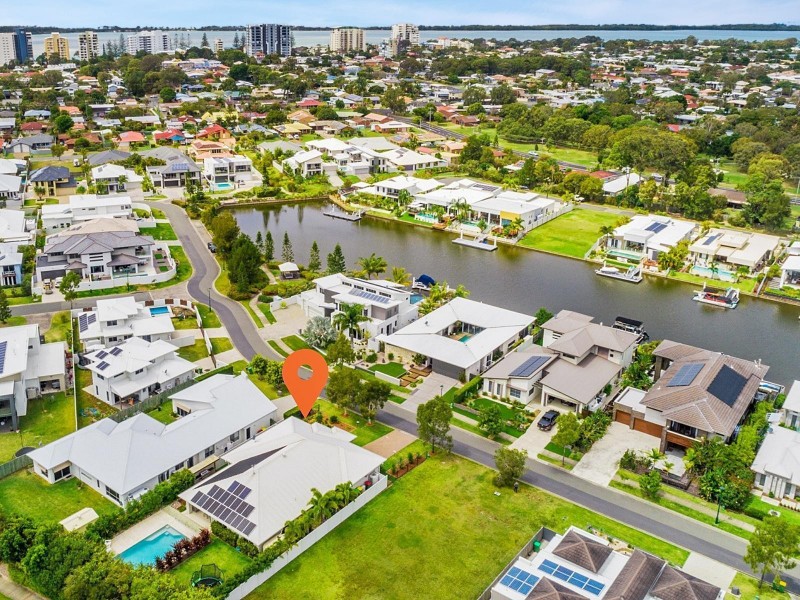 42 Whitehaven Way, Pelican Waters QLD 4551