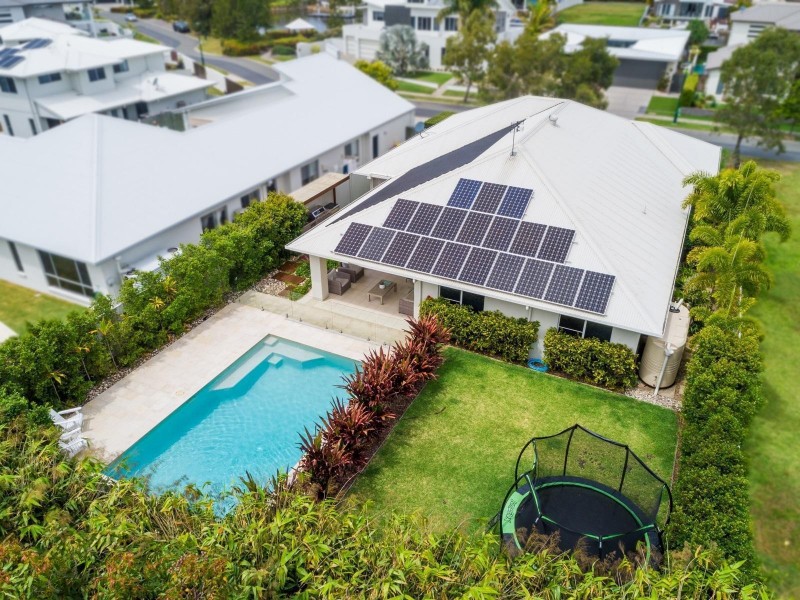 42 Whitehaven Way, Pelican Waters QLD 4551