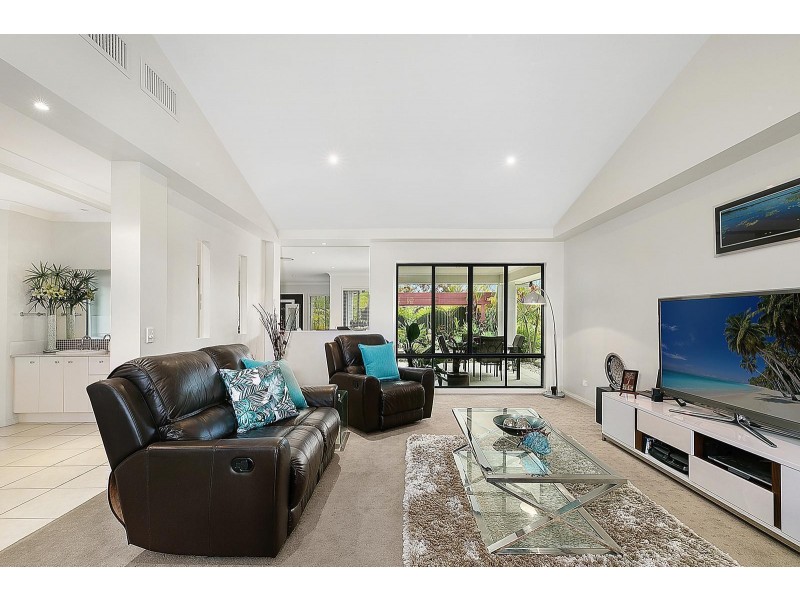 109 Mahogany Drive, Pelican Waters QLD 4551