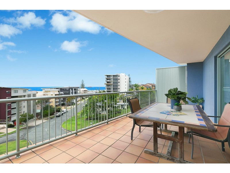17/18 Mahia Terrace, Kings Beach QLD 4551