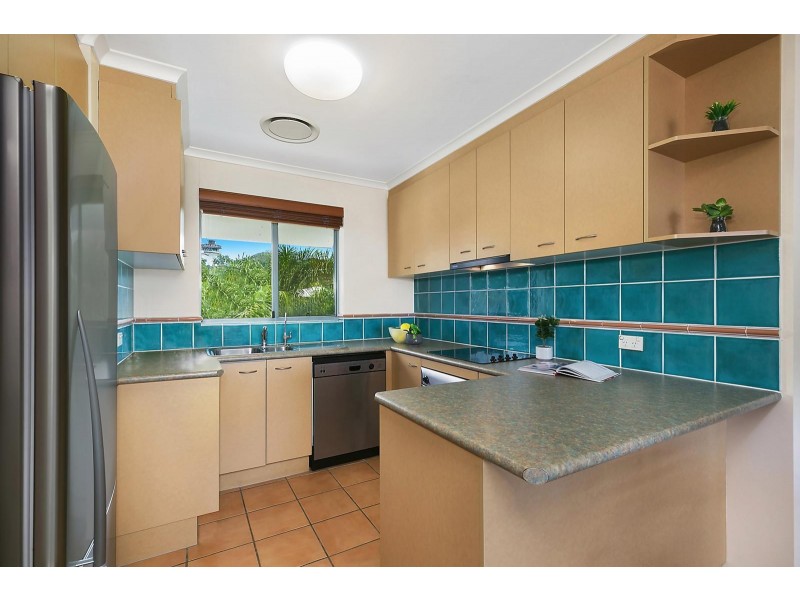 17/18 Mahia Terrace, Kings Beach QLD 4551
