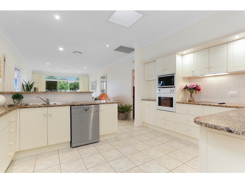 135 Esplanade, Golden Beach QLD 4551