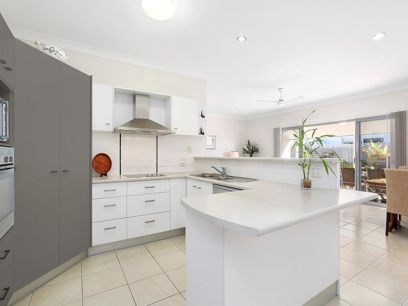 63/239 Kawana Way, Kawana Island QLD 4575