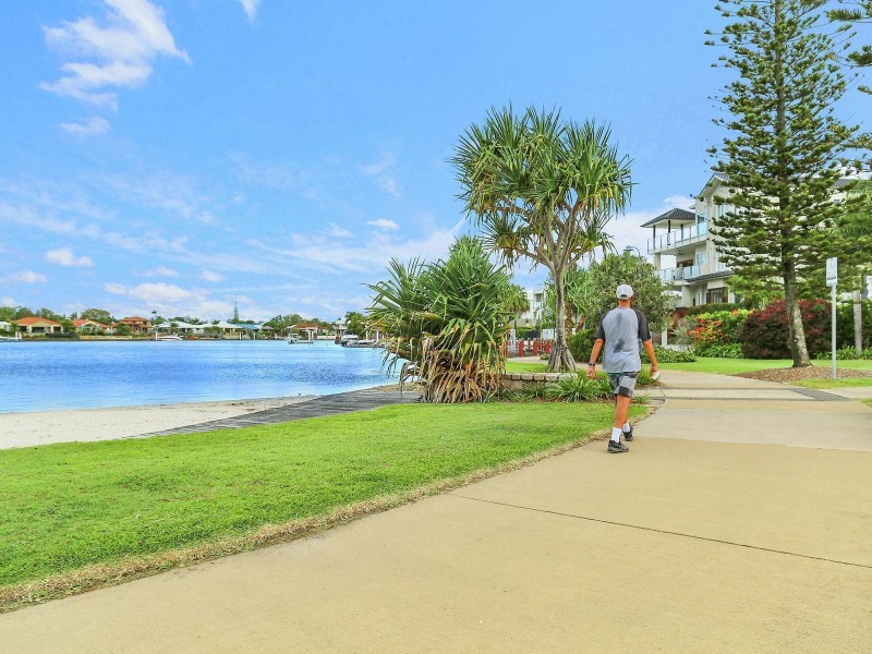 63/239 Kawana Way, Kawana Island QLD 4575
