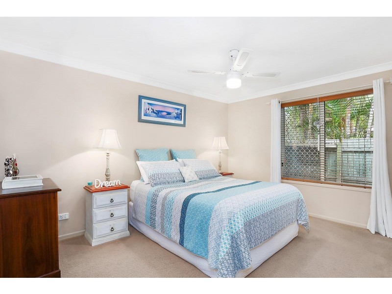 12 Bellevue Drive, Little Mountain QLD 4551