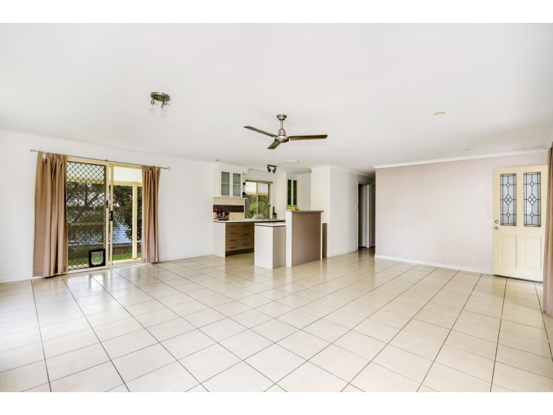 13 Karanne Drive, Mooloolah Valley QLD 4553