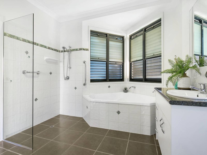 181 Hardwood Road, Landsborough QLD 4550