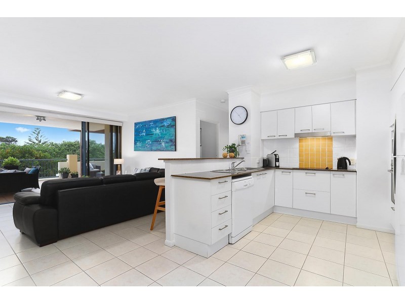 214/102 Alexandra Parade, Alexandra Headland QLD 4572