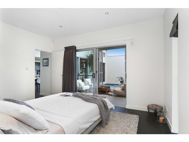 13 Antilles Street, Kawana Island QLD 4575