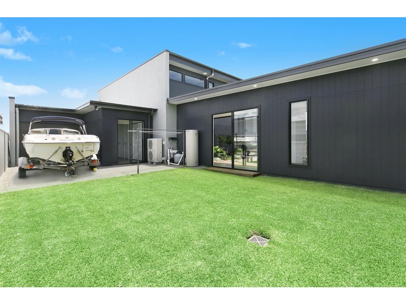 23 Marina View Drive, Pelican Waters QLD 4551