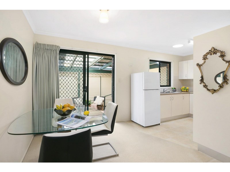 225/4 Melody Court, Warana QLD 4575