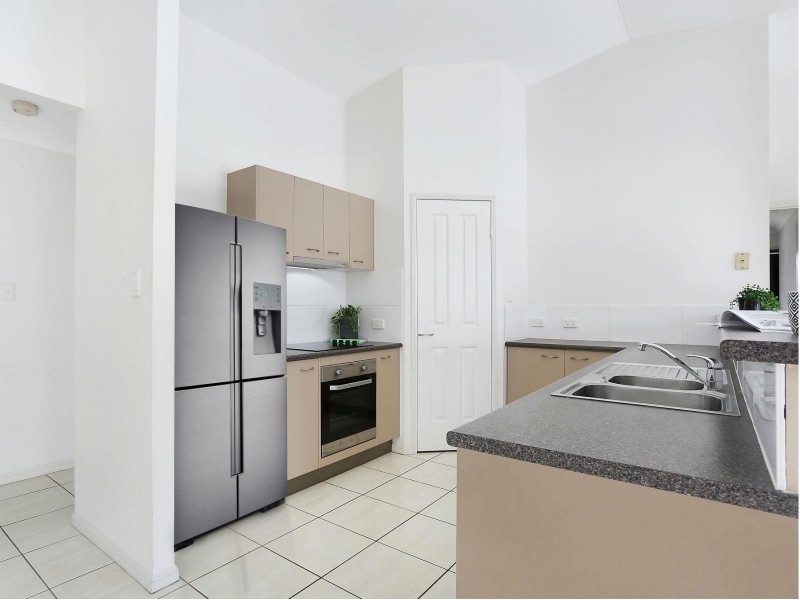 1 Griffin Crescent, Caloundra West QLD 4551