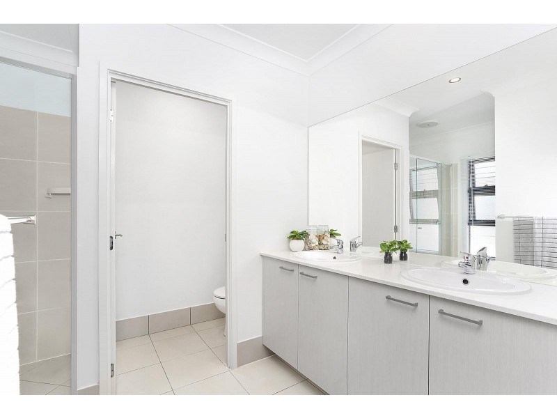 2 Viridian Circuit, Birtinya QLD 4575