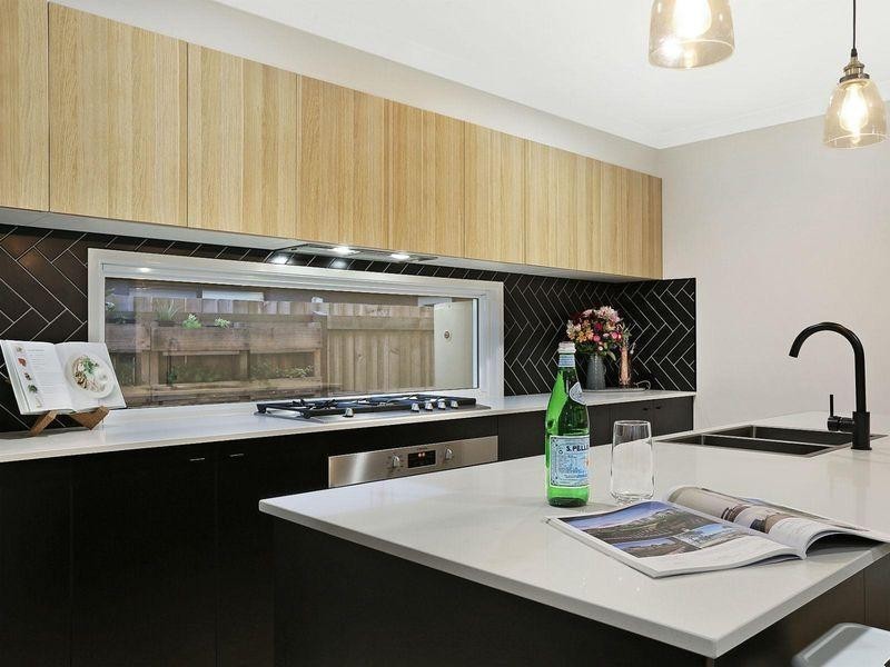 5 Thomas Close, Caloundra West QLD 4551