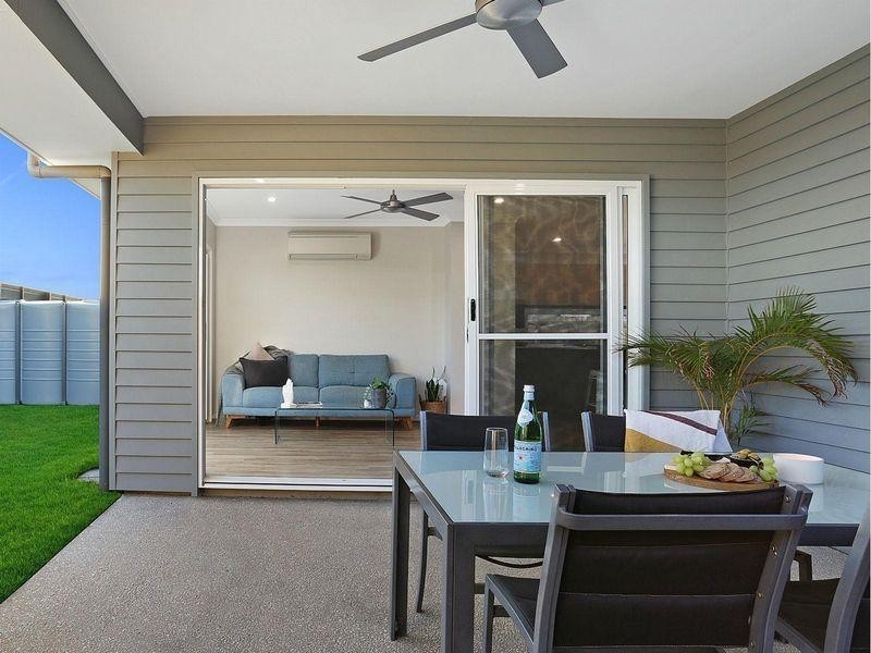 5 Thomas Close, Caloundra West QLD 4551