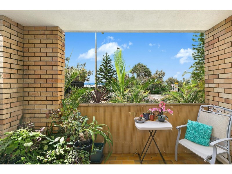 1/12 Princess Lane, Kings Beach QLD 4551