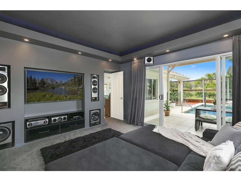 17 Easter Street, Kawana Island QLD 4575