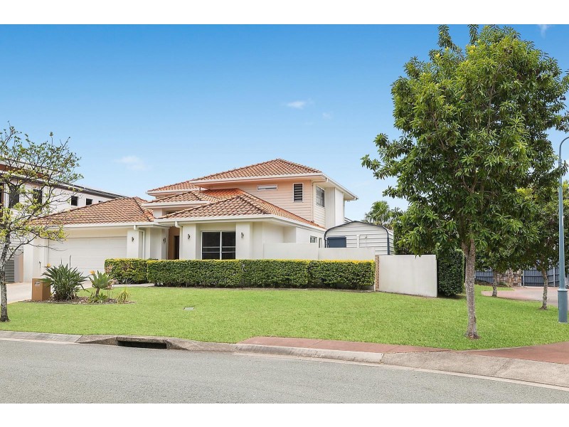 17 Easter Street, Kawana Island QLD 4575