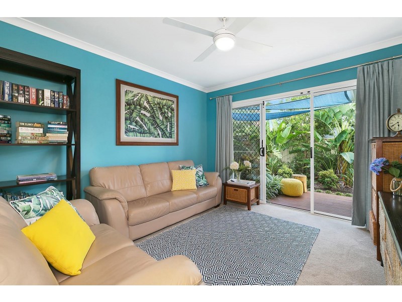 4 Sylvie Street, Pelican Waters QLD 4551