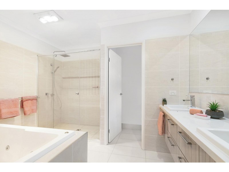 4 Sylvie Street, Pelican Waters QLD 4551