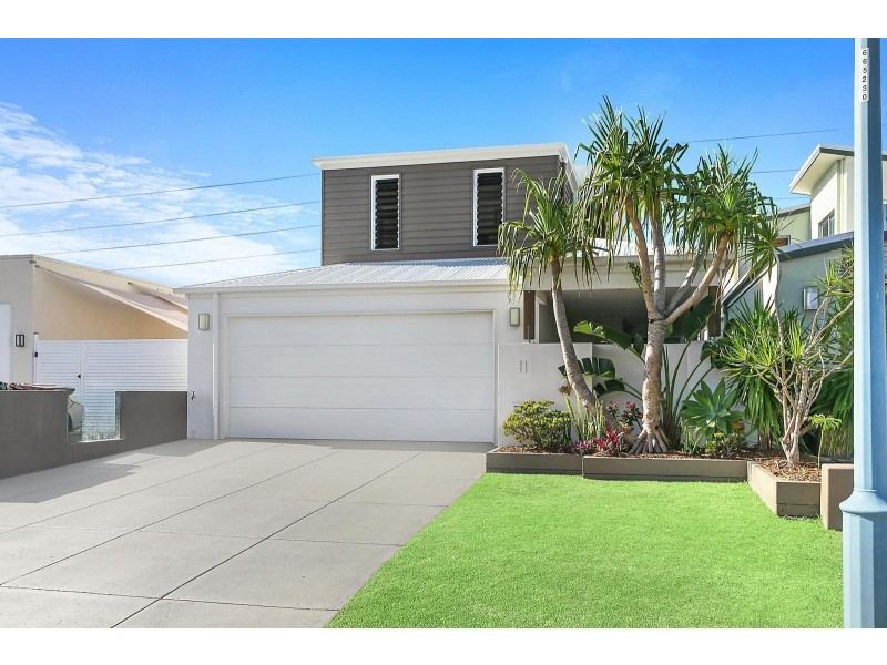 11 Bonaire Court, Kawana Island QLD 4575