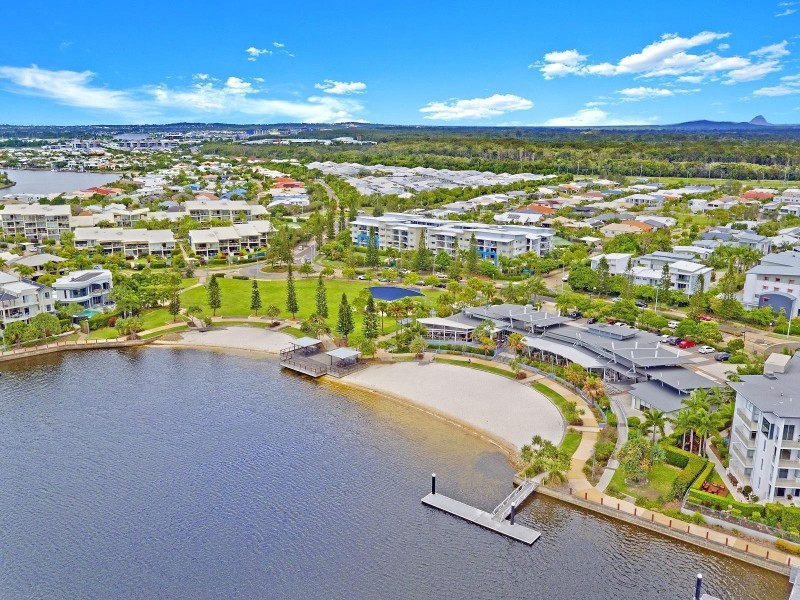 11 Bonaire Court, Kawana Island QLD 4575