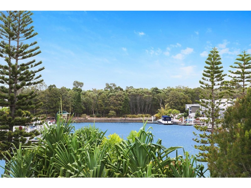 44 Bellanboe Circuit, Pelican Waters QLD 4551