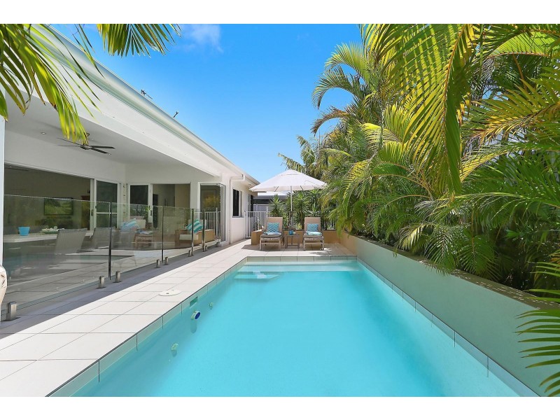 42 Wategos Circuit, Pelican Waters QLD 4551