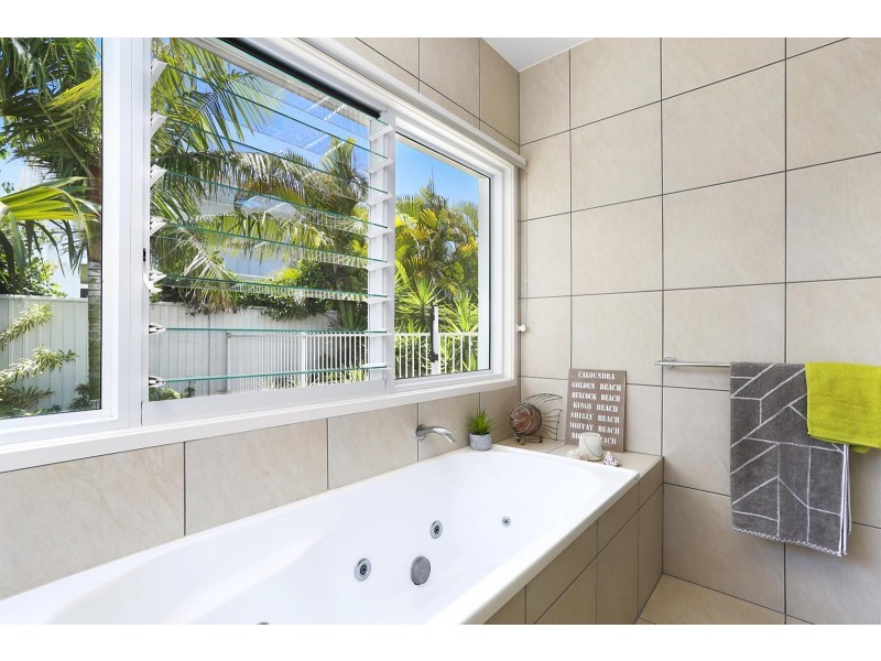 42 Wategos Circuit, Pelican Waters QLD 4551