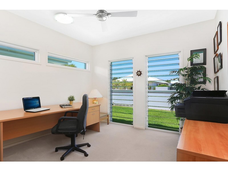 42 Wategos Circuit, Pelican Waters QLD 4551