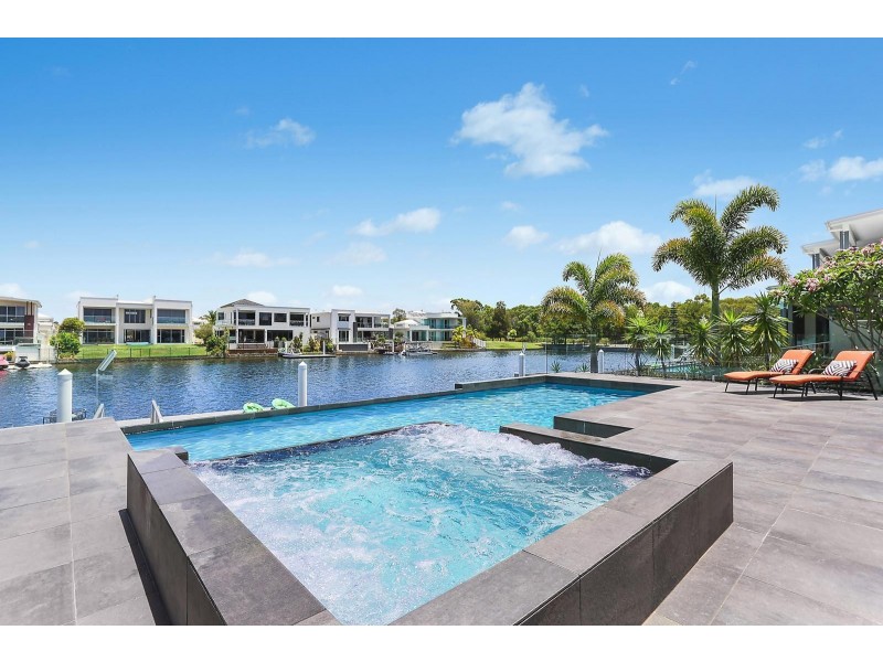 12 Deep Water Circuit, Pelican Waters QLD 4551