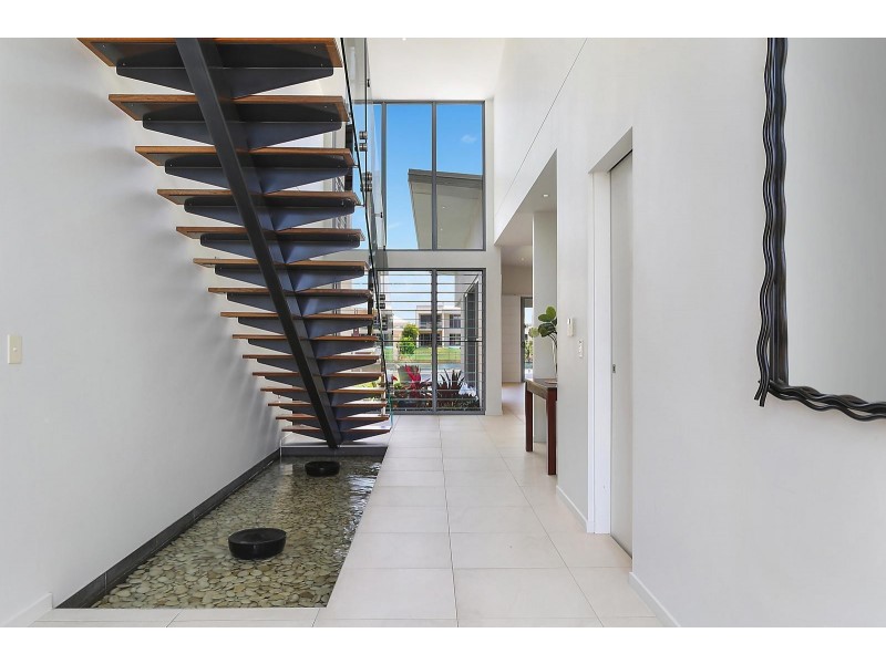 12 Deep Water Circuit, Pelican Waters QLD 4551