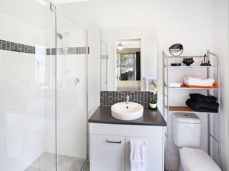 24 Sunrise Terrace, Little Mountain QLD 4551