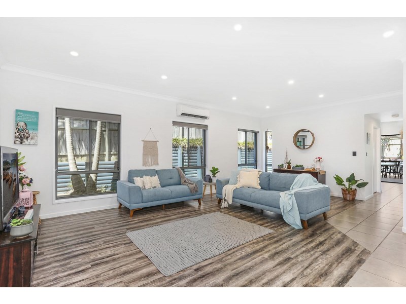 14 Park Hollow Mews, Little Mountain QLD 4551