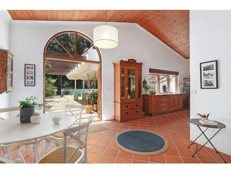 6 Firetail Court, Tanawha QLD 4556