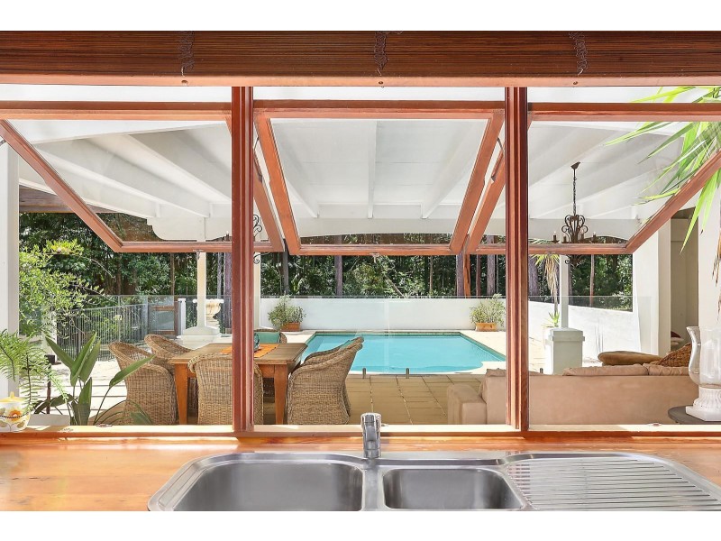 6 Firetail Court, Tanawha QLD 4556