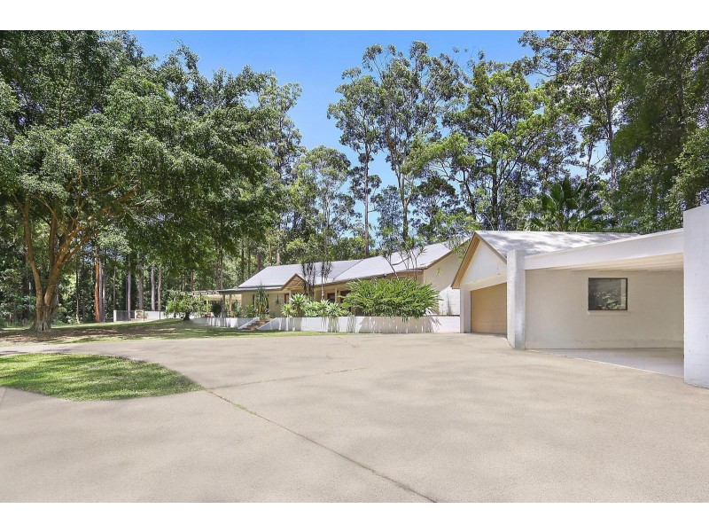 6 Firetail Court, Tanawha QLD 4556