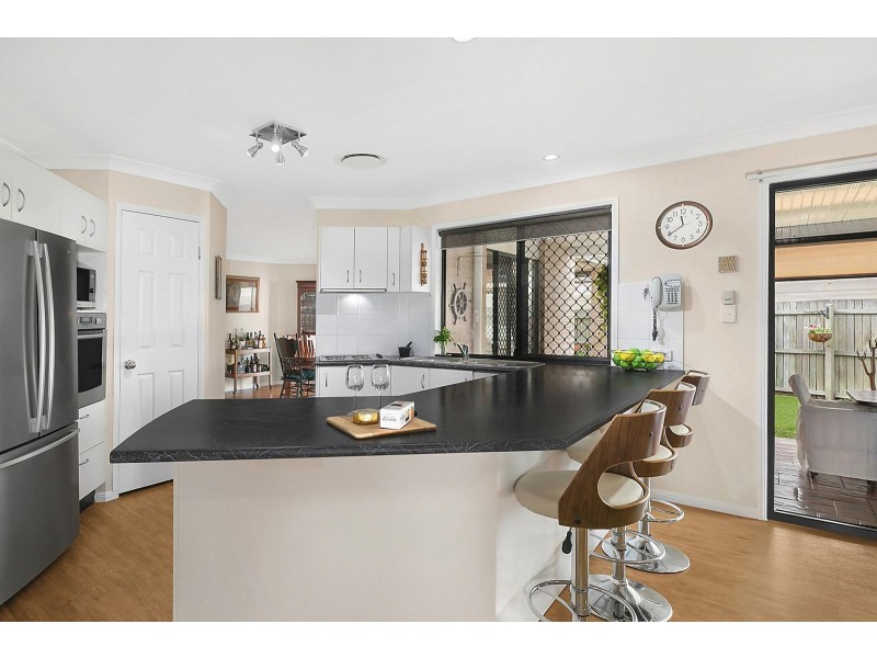 1 Toorbul Street, Pelican Waters QLD 4551