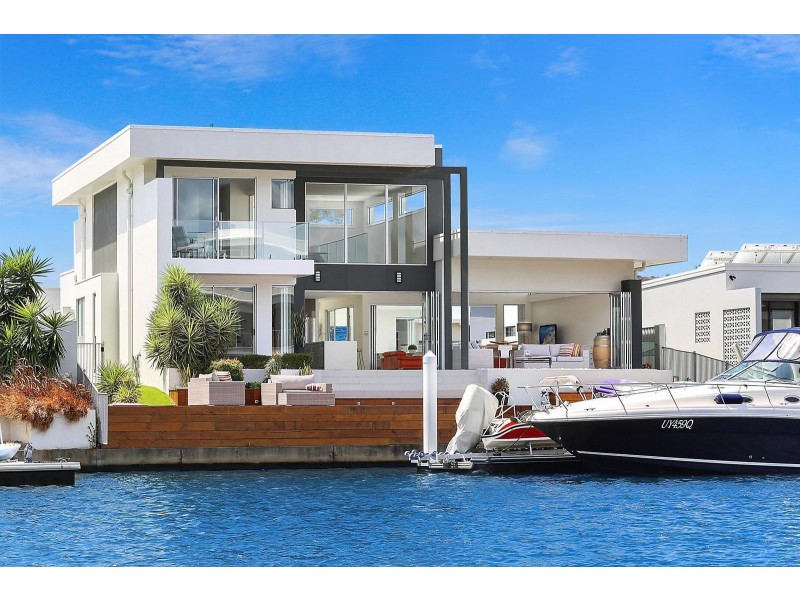 6 Deep Water Circuit, Pelican Waters QLD 4551