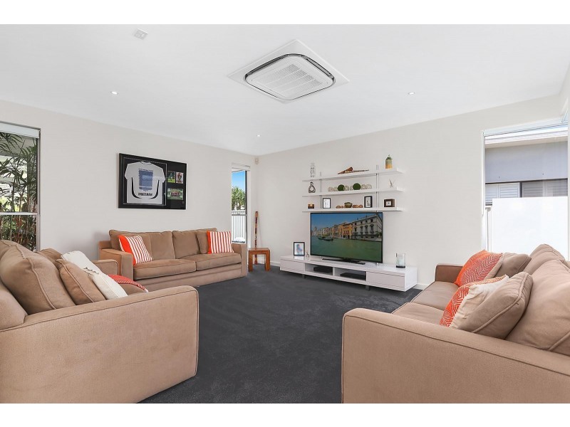 6 Deep Water Circuit, Pelican Waters QLD 4551