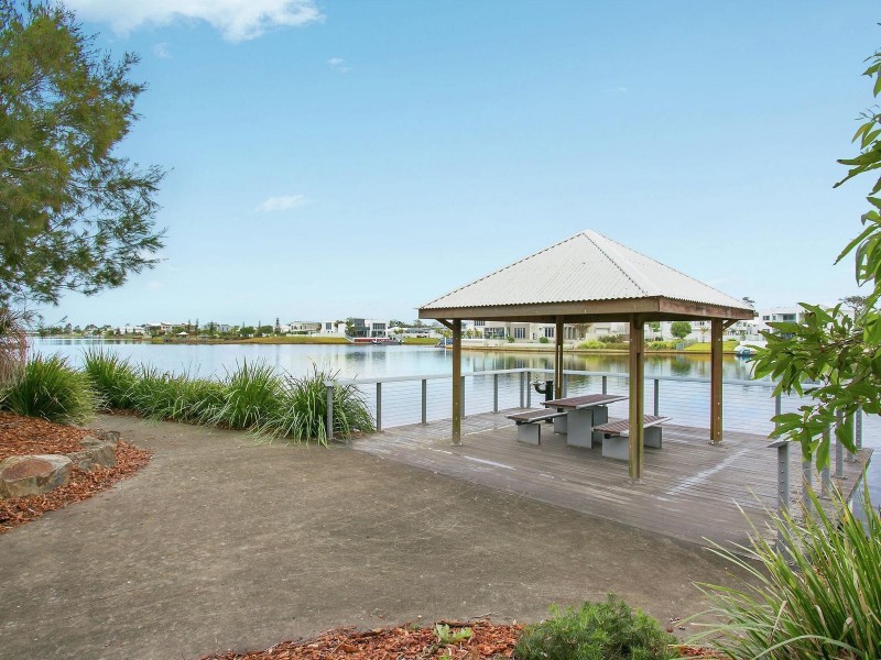 6 Deep Water Circuit, Pelican Waters QLD 4551