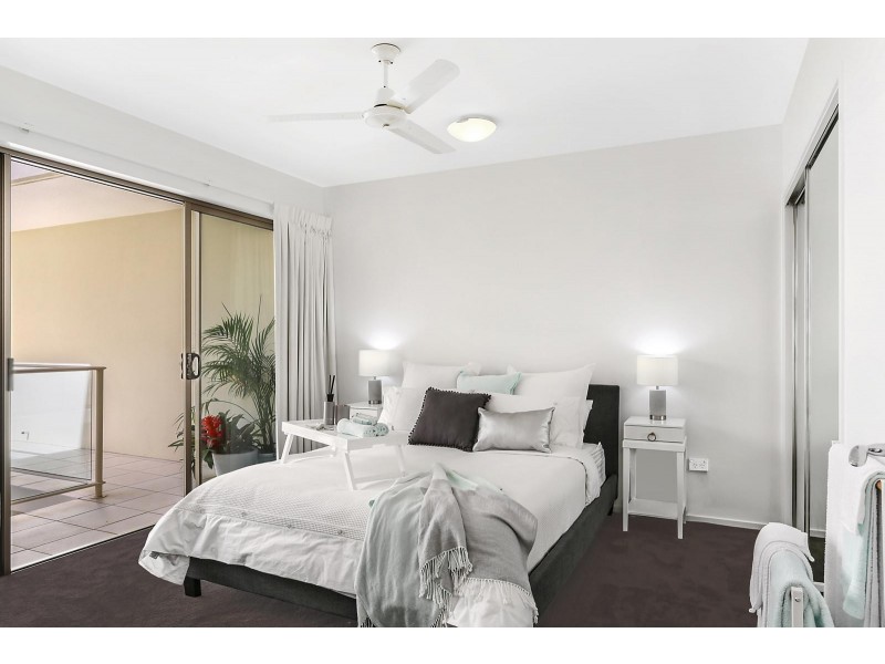 24/1 Grenada Way, Kawana Island QLD 4575