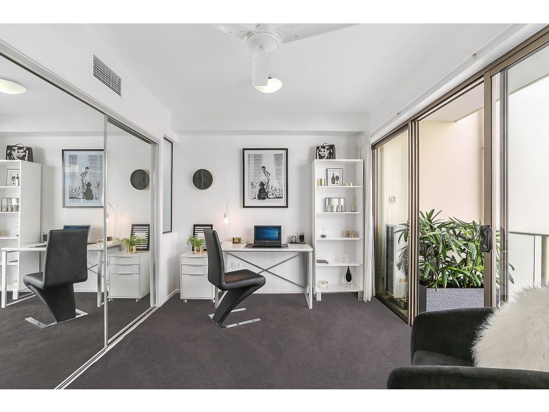 24/1 Grenada Way, Kawana Island QLD 4575