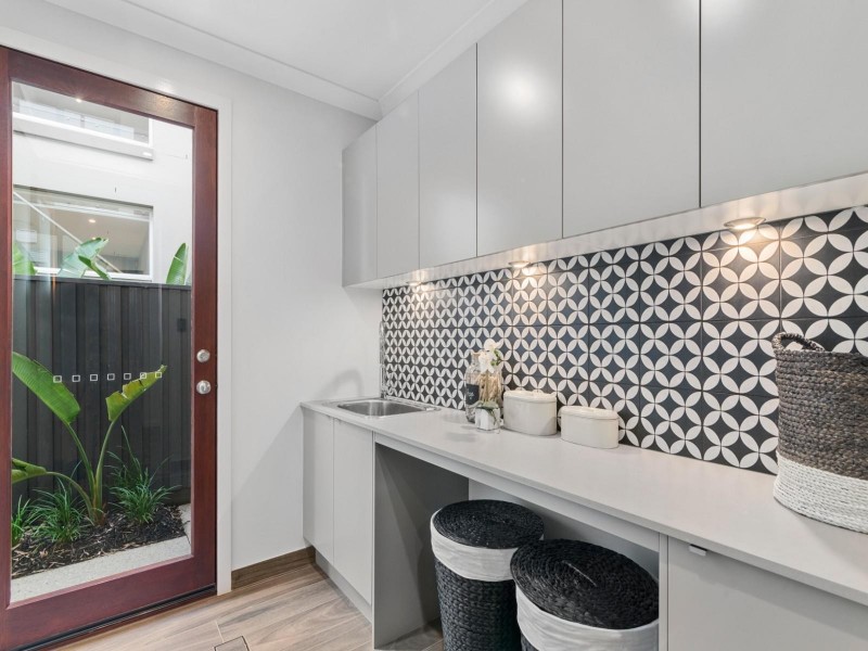 3 Berry Terrace, Caloundra West QLD 4551