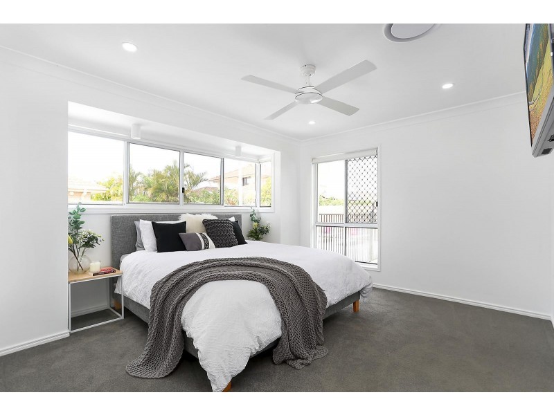 28 Lang Street, Pelican Waters QLD 4551